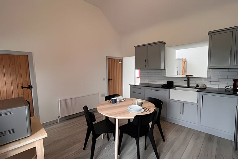 Bunowen, Louisburgh, Walk to the Beach!