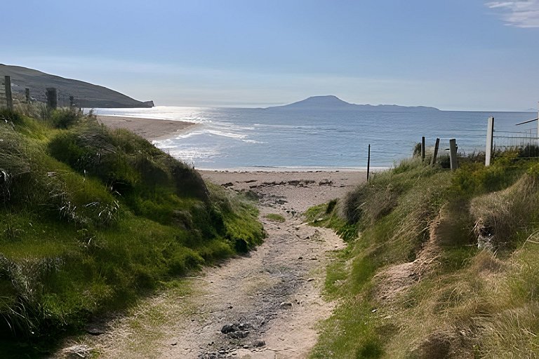 Bunowen, Louisburgh, Walk to the Beach!