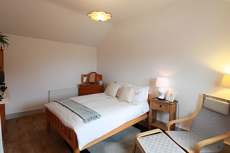 Traditional Old Irish Cottage in Ballyconneely