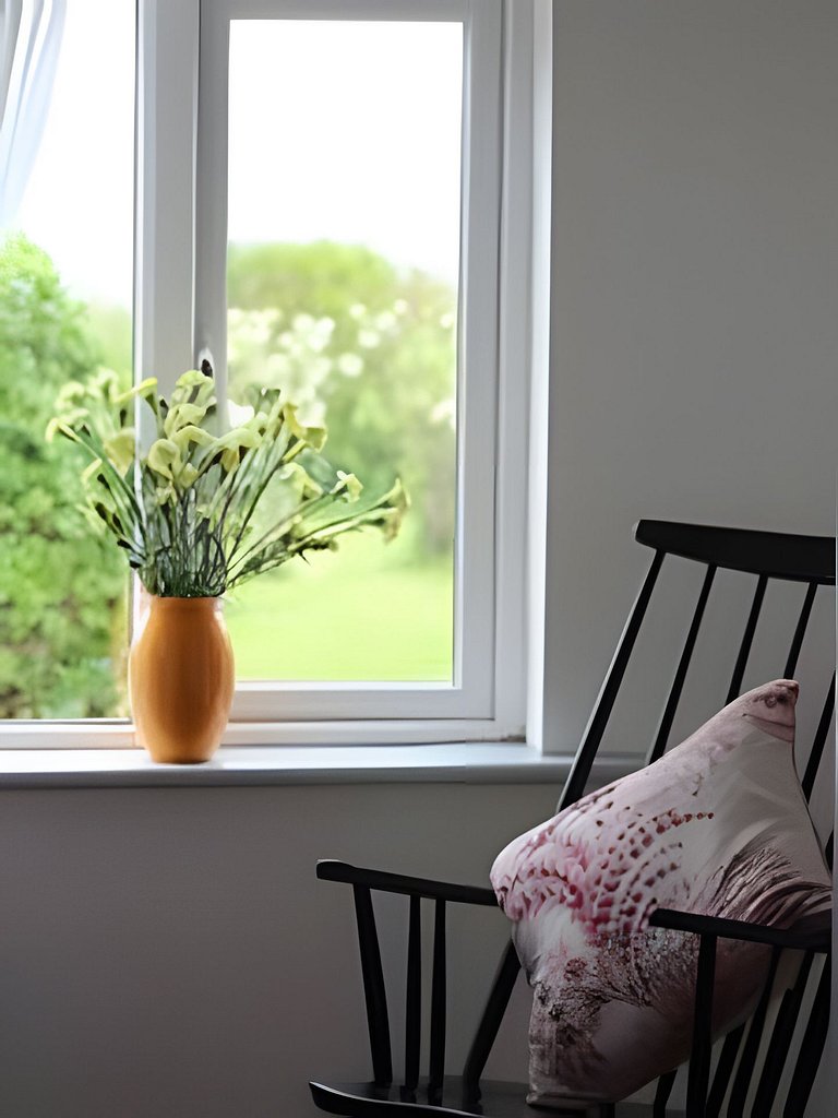 Traditional Old Irish Cottage in Ballyconneely