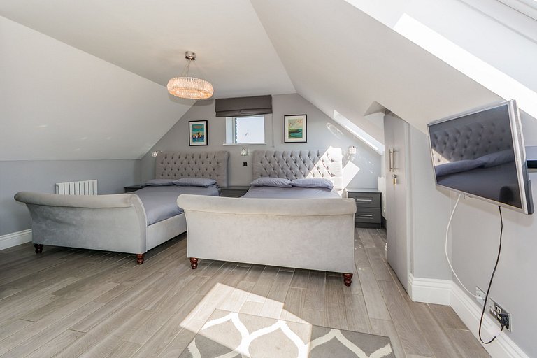 Stunning Kinsale Holiday Home - Sleeping 22