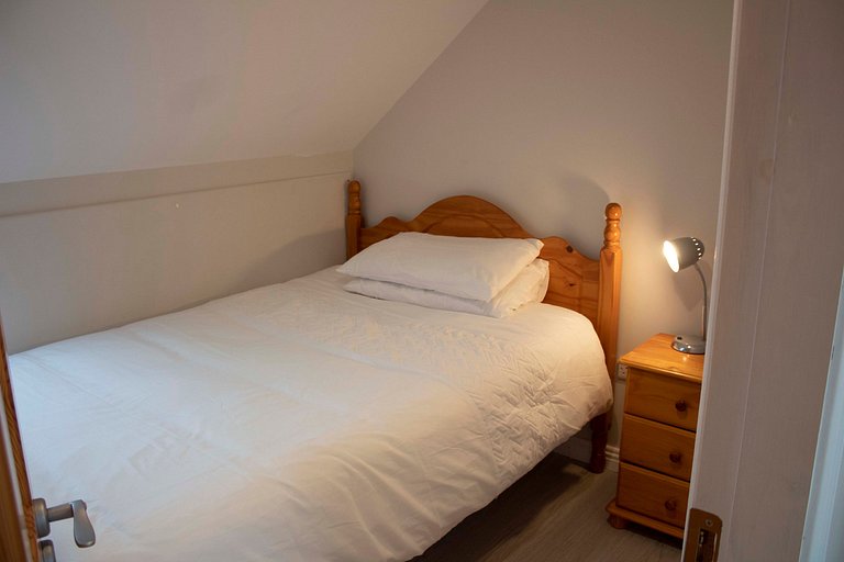 Sleeping 11 in Louisburgh