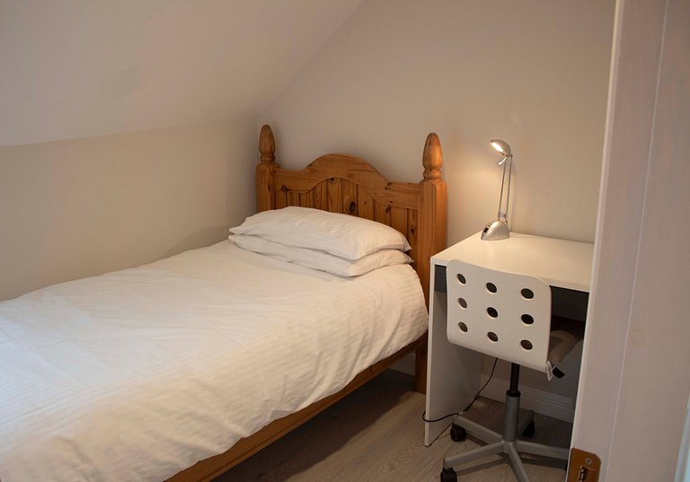 Sleeping 11 in Louisburgh