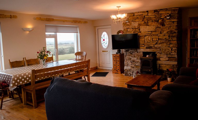 Sleeping 11 in Louisburgh