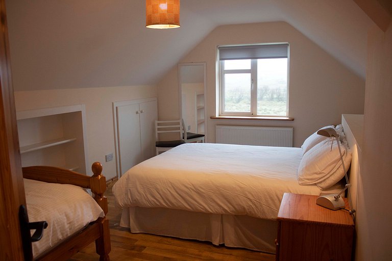 Sleeping 11 in Louisburgh