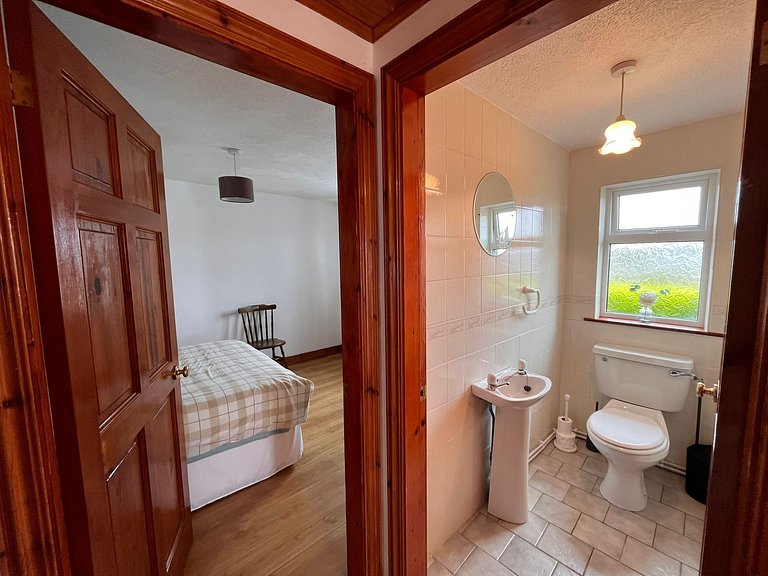 Connemara Cottage Sleeping 6